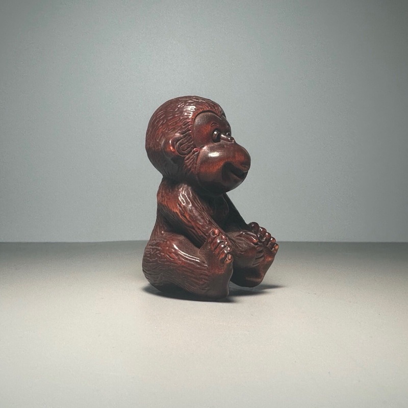 Boxwood carved monkey figurine - Phone Accessories Market 评论和价格