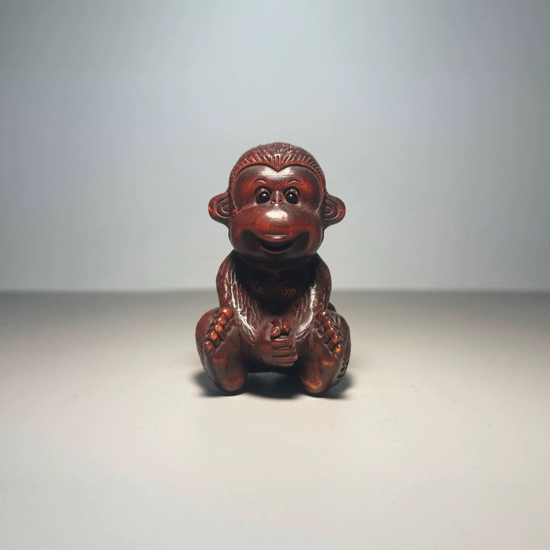 Boxwood carved monkey figurine - Phone Accessories Market 评论和价格